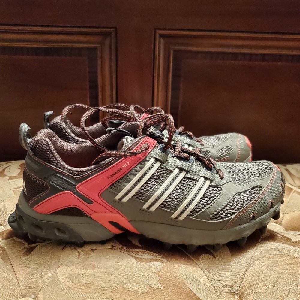 Adidas Kanadia TR2 women's running shoes size 7.5